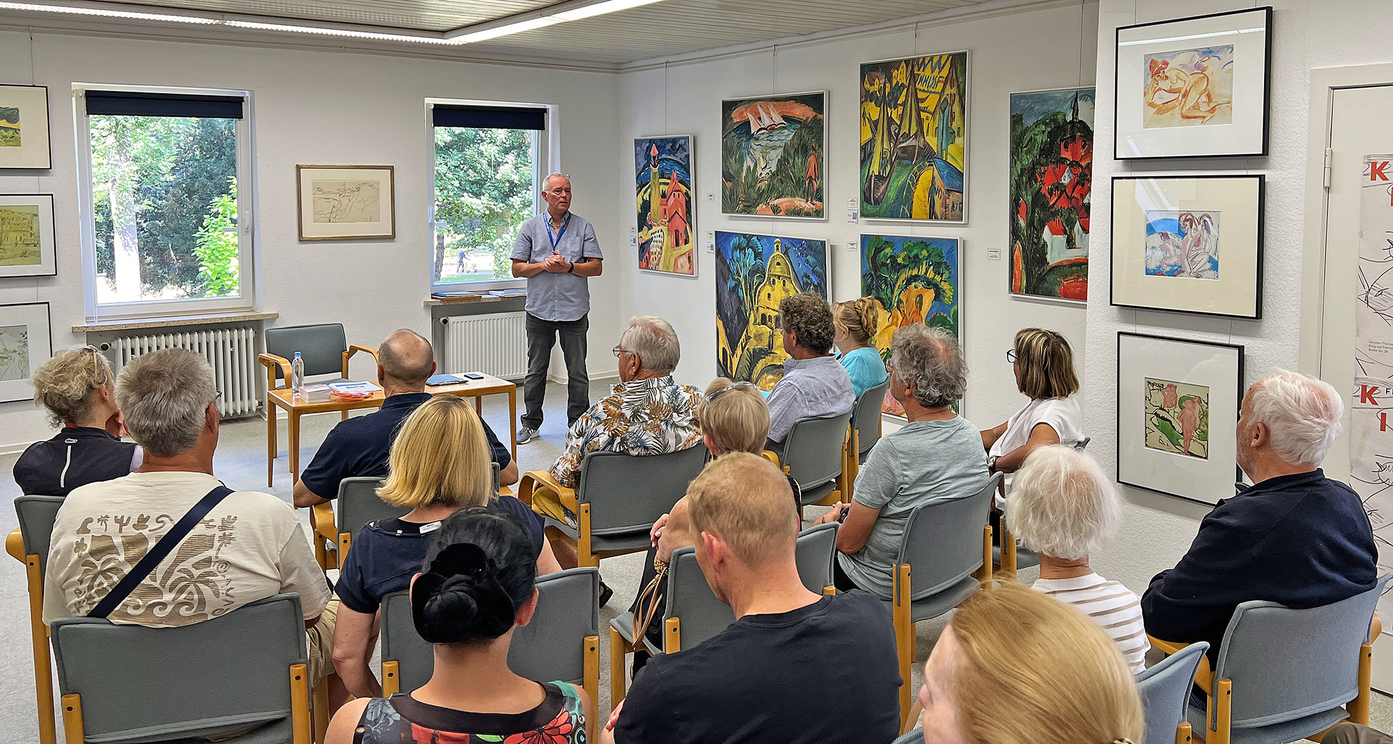 Die Badenden-Wandtafeln von Ernst Ludwig Kirchner am Filmtheater Burg auf Fehmarn